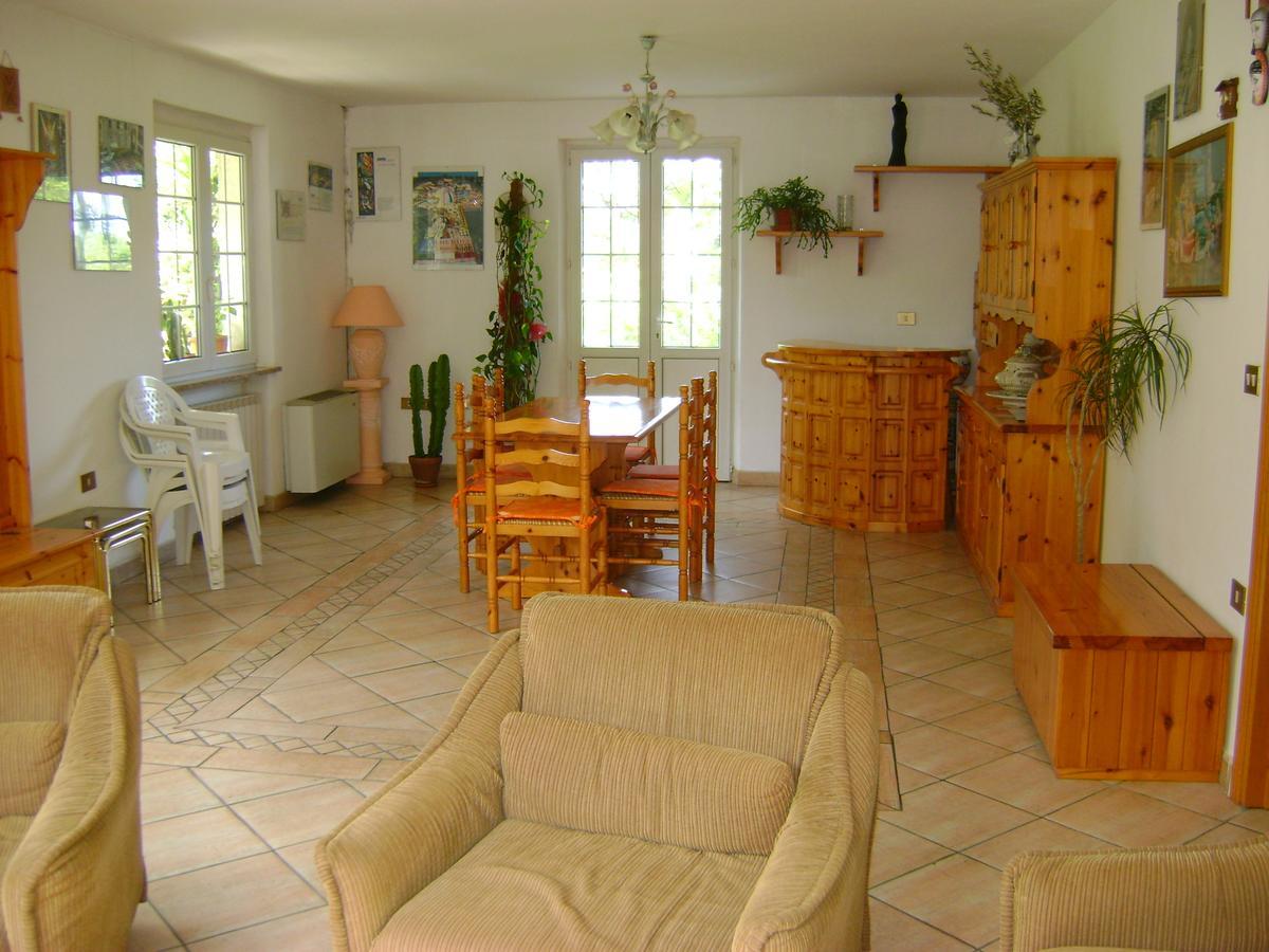 B&B La Mimosa Spello Eksteriør billede